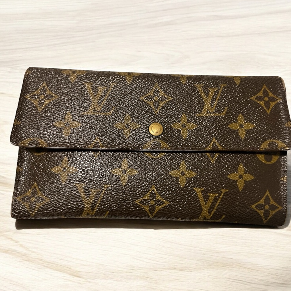 Louis Vuitton Brown and Gold Monogram wallet